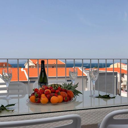 Apartments Strada Tučepi Eksteriør billede