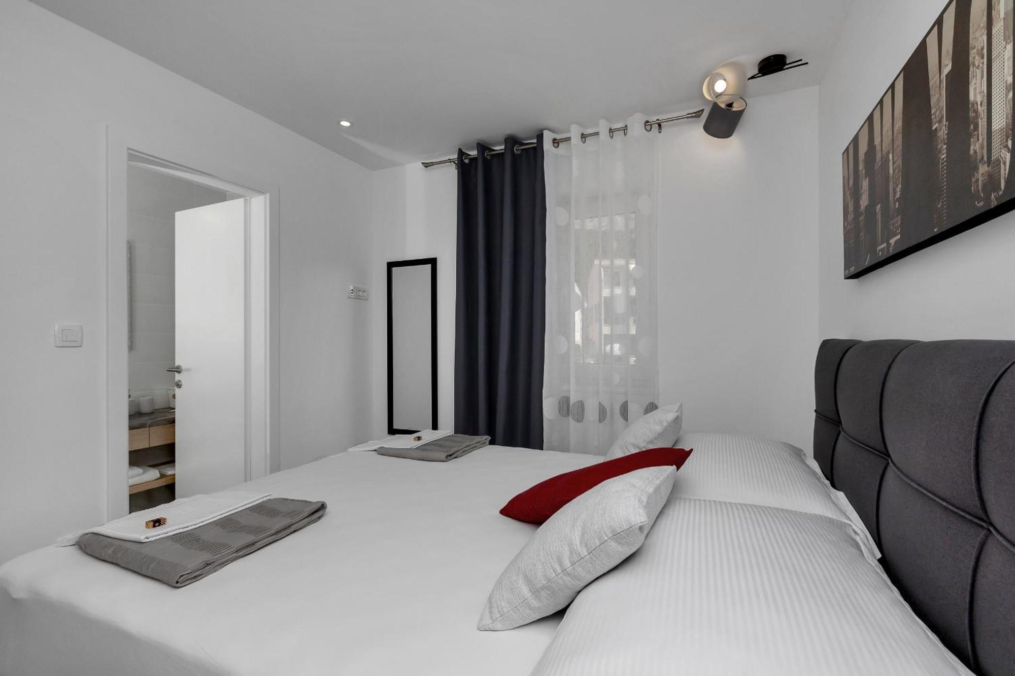 Apartments Strada Tučepi Værelse billede