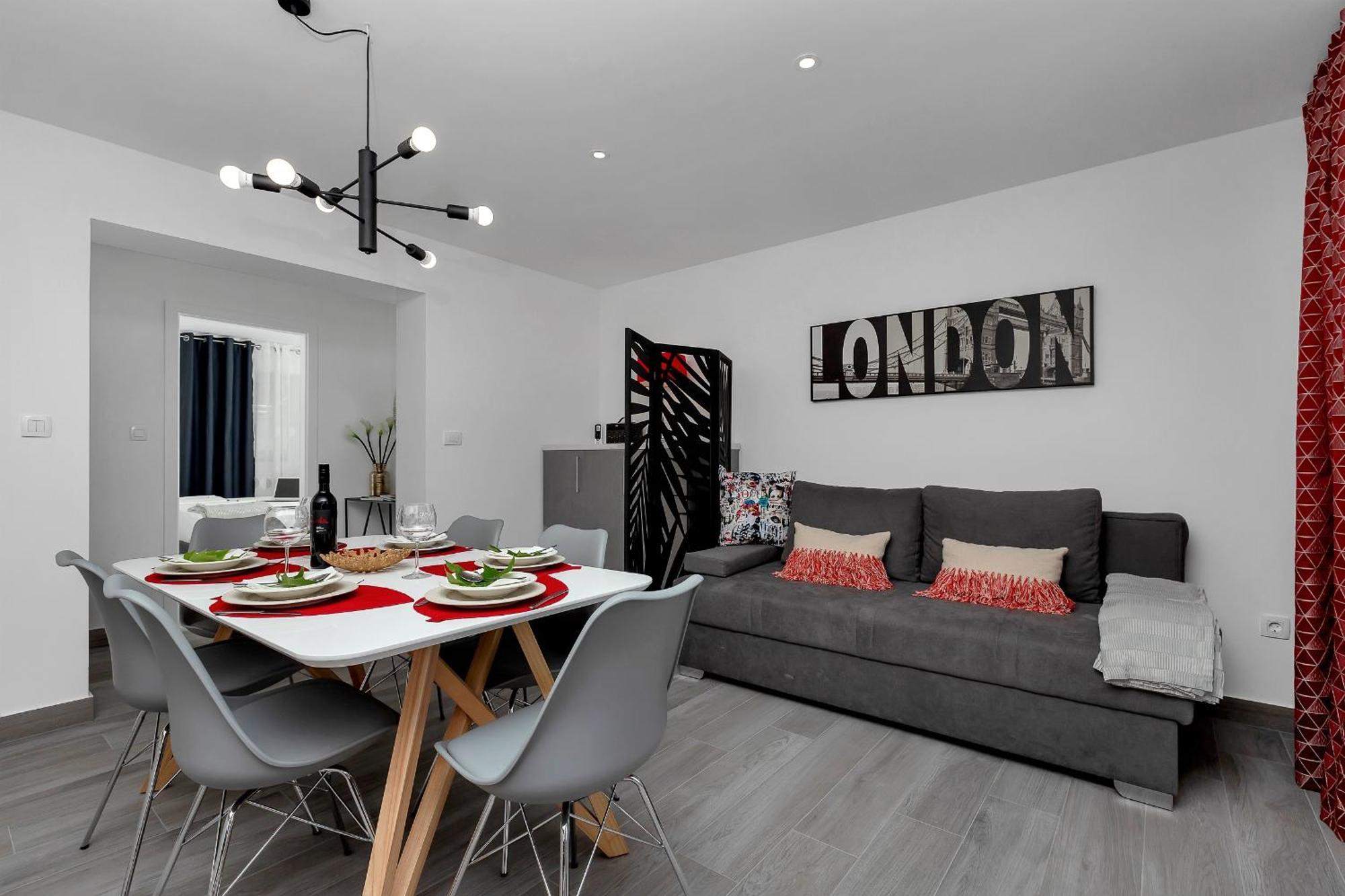 Apartments Strada Tučepi Eksteriør billede
