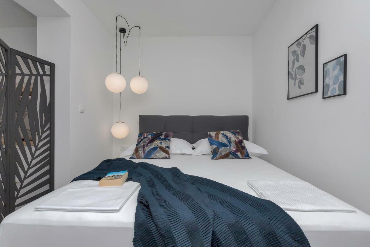 Apartments Strada Tučepi Eksteriør billede