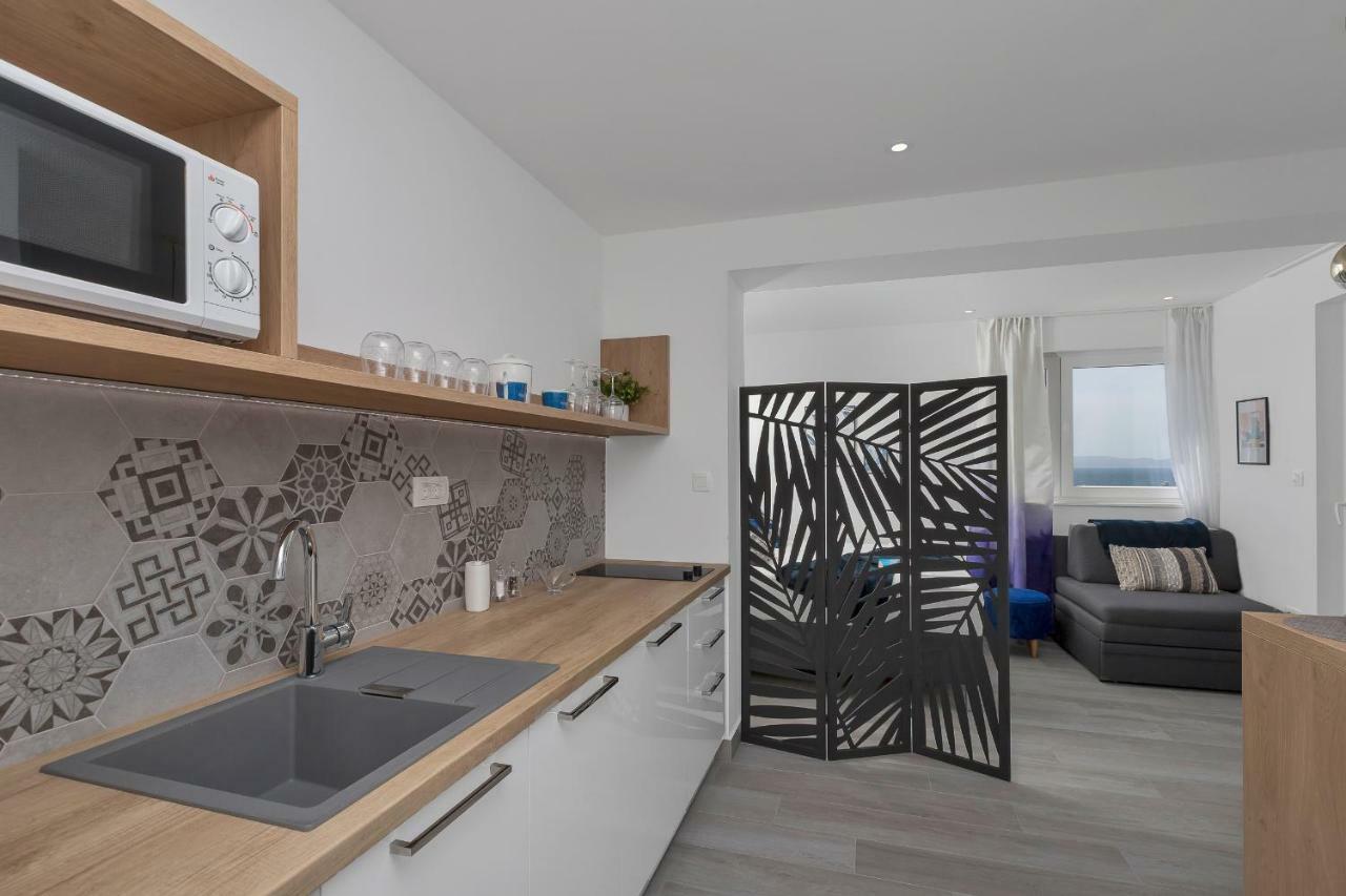 Apartments Strada Tučepi Eksteriør billede