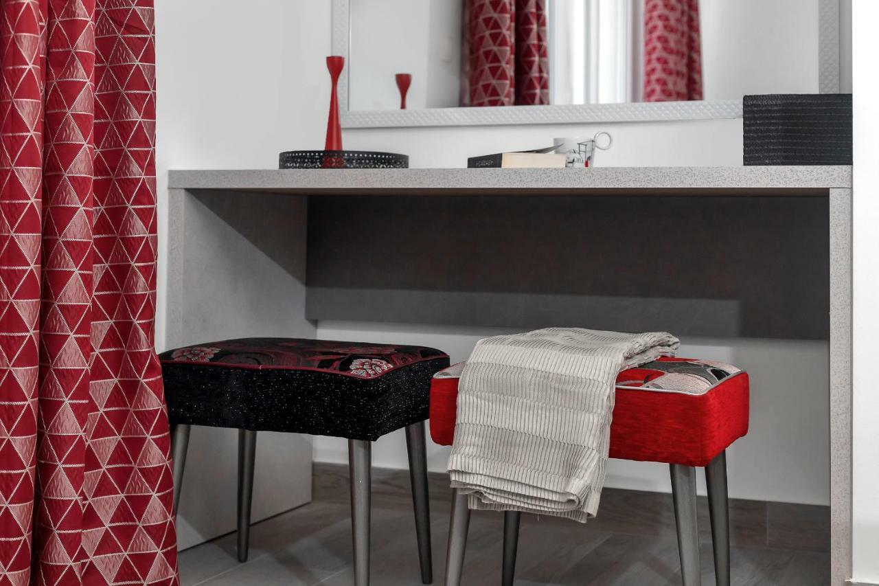 Apartments Strada Tučepi Eksteriør billede